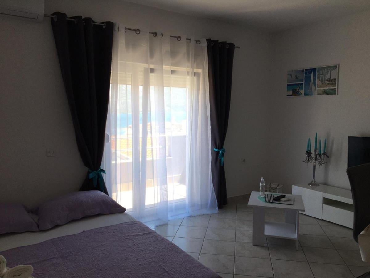 Gavran Apartment *